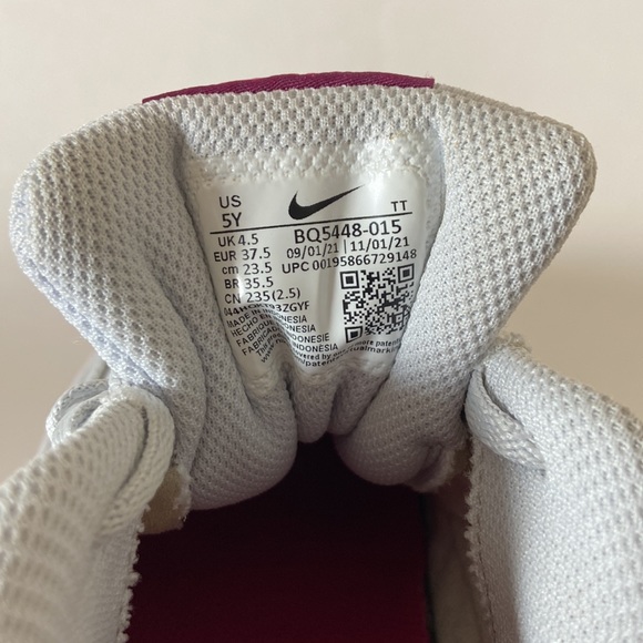 NIKE COURT VISION, PINK, GREY, WHITE. KIDS SIZE 5 - Picture 5 of 6